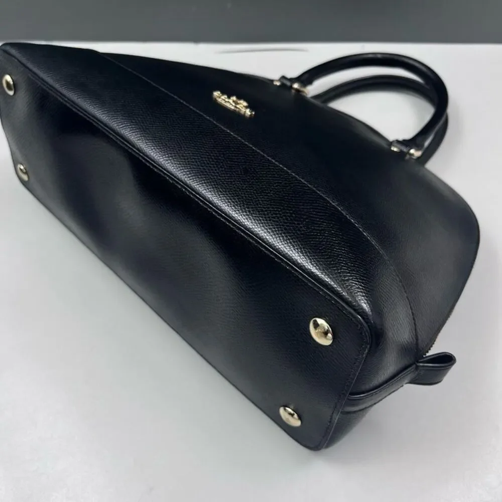 Coach Women Pre-Loved Bag Very Good Condition